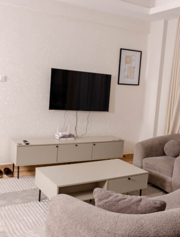 Cedar Apartment Eight